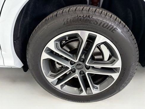 Used 2025 Audi Q5 Premium Plus AWD/4WD image 30
