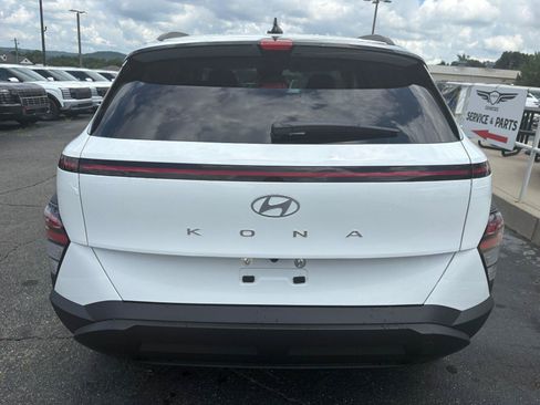 New 2026 Hyundai Kona SEL Sport FWD image 7