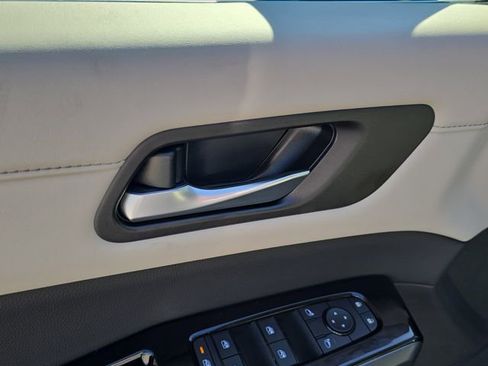 New 2026 Nissan Pathfinder SL image 20