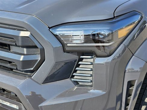 New 2025 Toyota Tacoma SR5 image 5