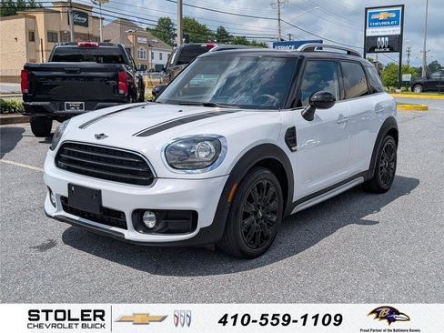 Used 2018 MINI Cooper Countryman FWD image 1