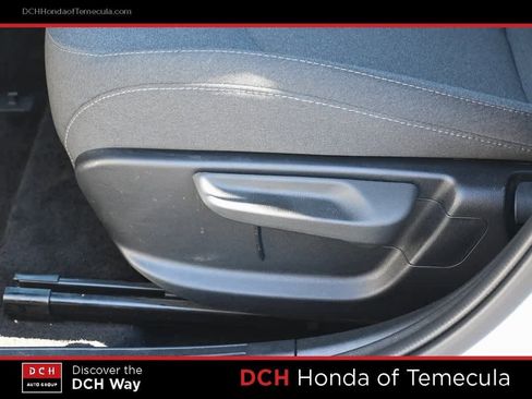 Used 2025 Kia K4 LXS image 16