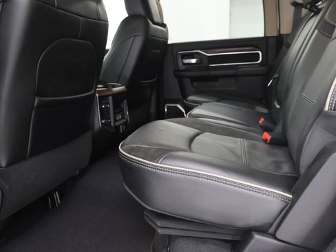 Used 2022 RAM 2500 Laramie AWD/4WD image 36