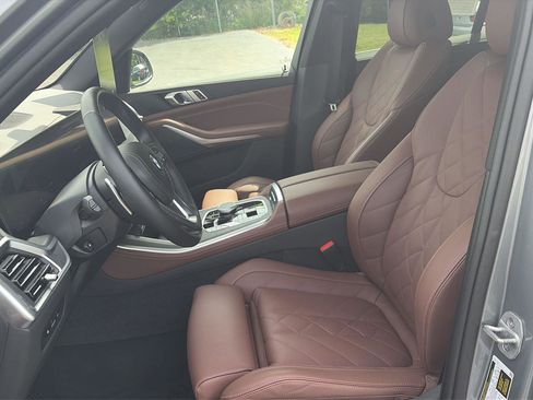 Certified 2024 BMW X5 xDrive40i w/ Parking Assistance Package image 10