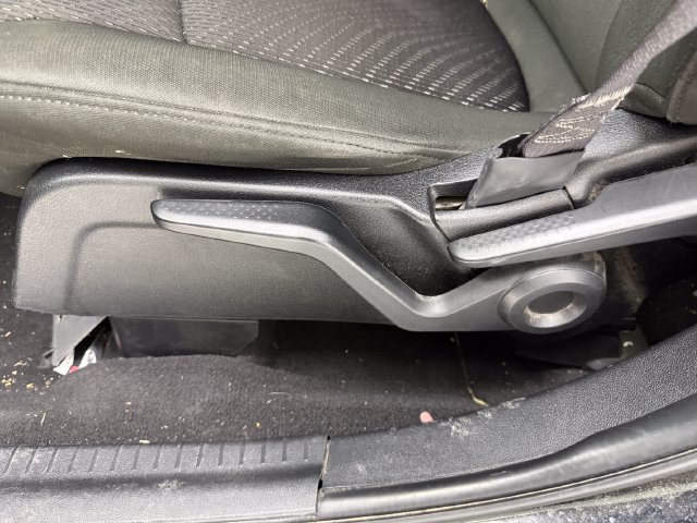 Used 2019 Dodge Journey SE FWD image 25