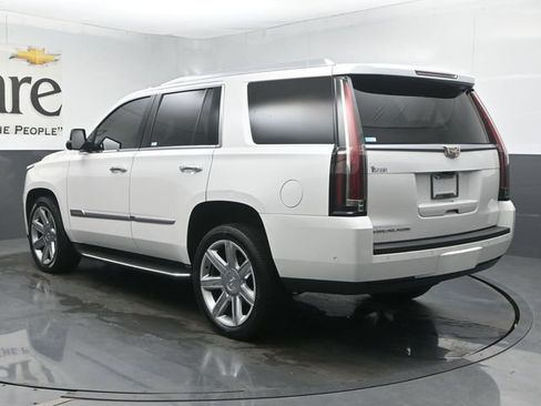 Used 2017 Cadillac Escalade Luxury AWD/4WD image 43