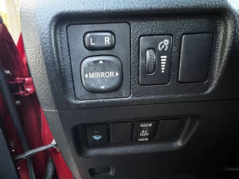 Used 2014 Toyota 4Runner SR5 image 15