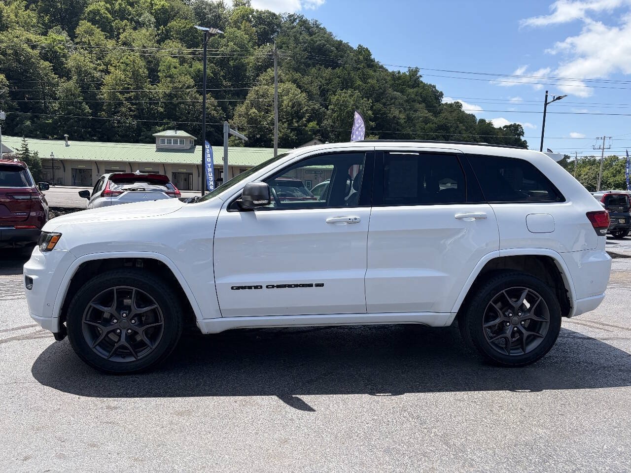Used 2021 Jeep Grand Cherokee Limited w/ Quick Order Package 28K 80th AWD/4WD image 6