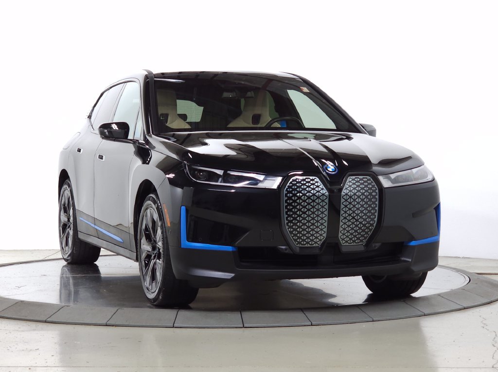 Certified 2024 BMW iX xDrive50 AWD/4WD image 1