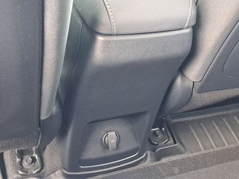 Used 2022 Kia Soul EX image 25