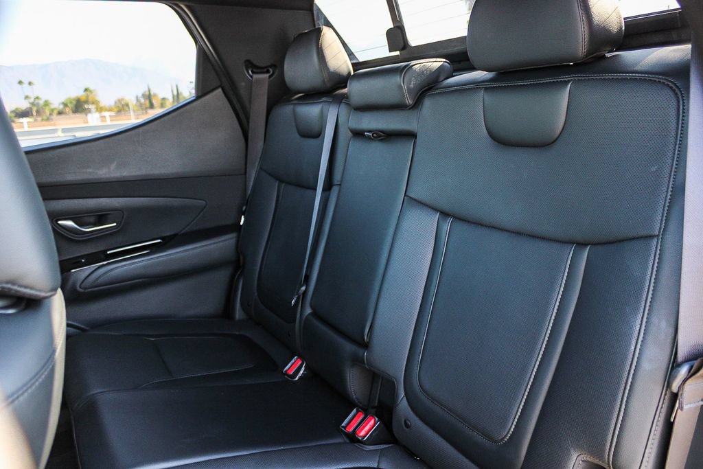 Used 2025 Hyundai Santa Cruz Limited AWD/4WD image 19