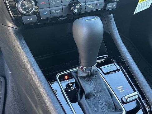 New 2026 Jeep Compass Latitude image 28