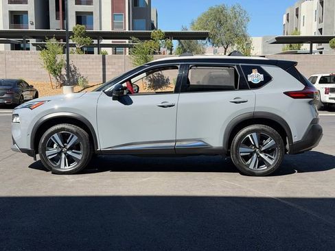 Certified 2023 Nissan Rogue Platinum w/ Platinum Premium Package FWD image 2