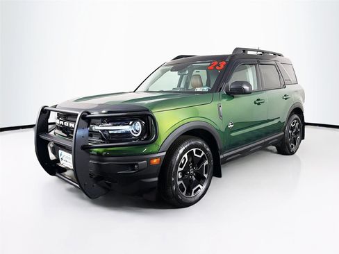 Used 2023 Ford Bronco Sport Outer Banks w/ Tech Package image 3