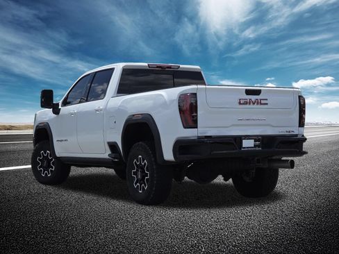 Used 2024 GMC Sierra 2500 AT4X AWD/4WD image 22