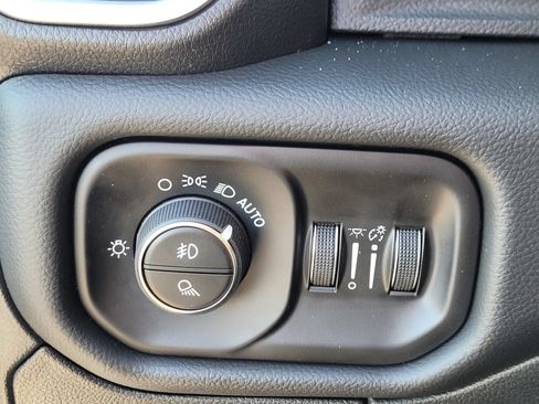 New 2026 RAM 1500 Big Horn AWD/4WD image 25