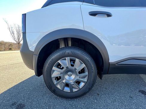 New 2026 Nissan Kicks S image 13