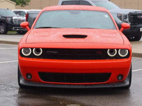 Used 2019 Dodge Challenger R/T Scat Pack RWD image 2
