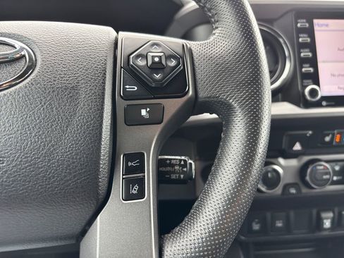 Used 2021 Toyota Tacoma TRD Off-Road image 19
