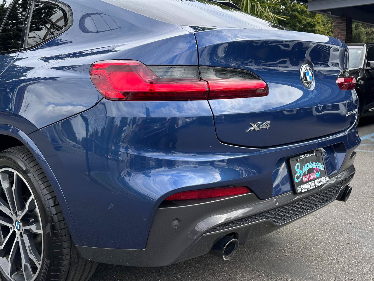 Used 2019 BMW X4 xDrive30i w/ M Sport Package 2 AWD/4WD image 15