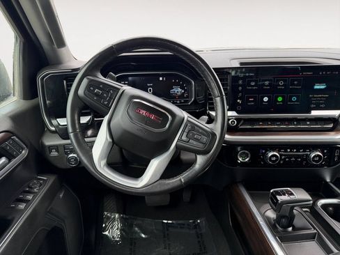 Certified 2022 GMC Sierra 1500 SLT w/ SLT Convenience Package AWD/4WD image 12