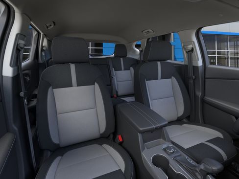 New 2026 Chevrolet Blazer LT image 16