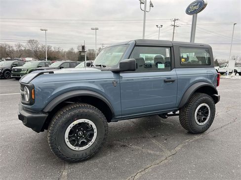 New 2025 Ford Bronco 2-Door w/ Sasquatch Package image 3