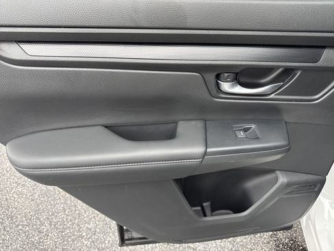 Used 2023 Honda CR-V EX image 12