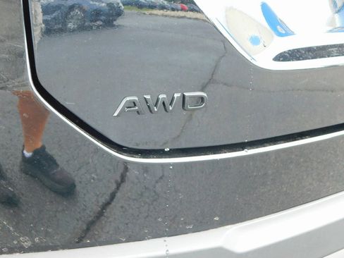 New 2025 Honda Pilot Sport image 36