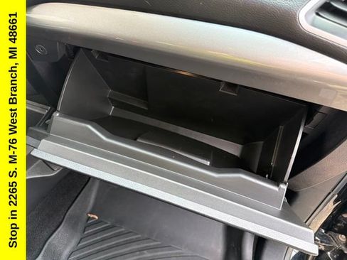 Used 2018 Ford Edge SEL AWD/4WD image 29