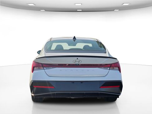 New 2026 Hyundai Elantra SEL Sport image 7