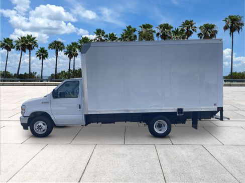 New 2025 Ford E-350 and Econoline 350 Super Duty w/ Power Equipment Group image 5