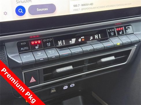 Used 2025 Toyota Camry XSE image 28