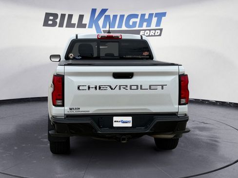 Used 2024 Chevrolet Colorado Z71 w/ Z71 Convenience Package 2 image 4