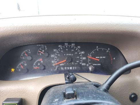 Used 2000 Ford F350 image 9