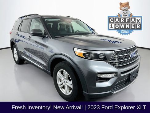 Certified 2023 Ford Explorer XLT w/ Equipment Group 202A AWD/4WD image 1