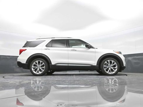 Used 2021 Ford Explorer Platinum w/ Equipment Group 601A image 43