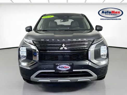 Used 2024 Mitsubishi Outlander SE image 7