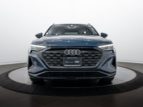 Used 2024 Audi Q8 e-tron Prestige w/ Prestige Package AWD/4WD image 25