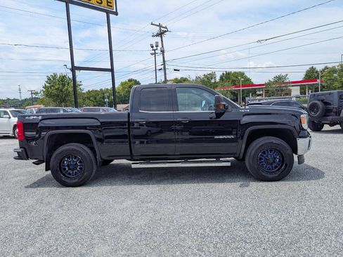 Used 2015 GMC Sierra 1500 SLE w/ SLE Value Package AWD/4WD image 5