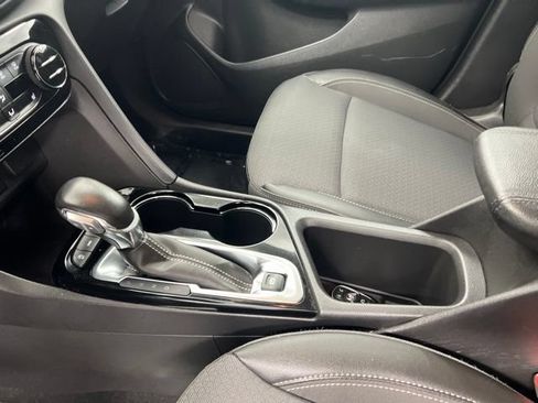 Used 2022 Buick Encore GX Select AWD/4WD image 15