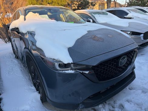 Used 2023 MAZDA CX-5 Carbon Edition image 3