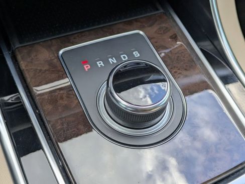 Used 2019 Jaguar XF Prestige image 15