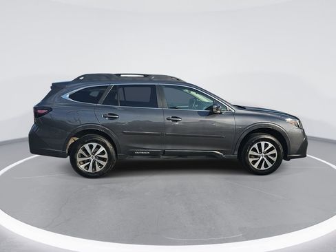 Used 2021 Subaru Outback Premium AWD/4WD image 4