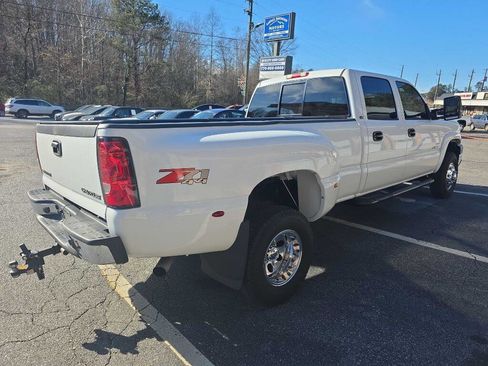 Used 2004 Chevrolet Silverado 3500 4x4 Crew Cab w/ Heavy-Duty Power Package image 5