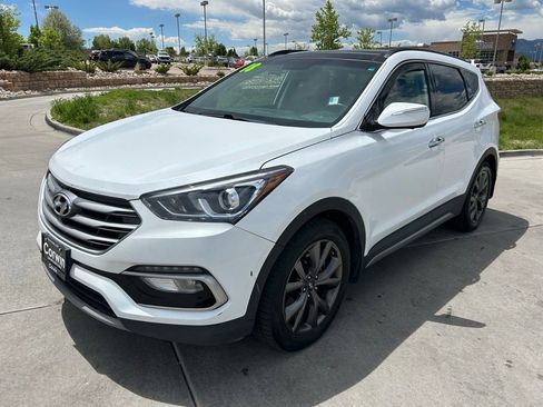 Used 2018 Hyundai Santa Fe Sport AWD/4WD image 3