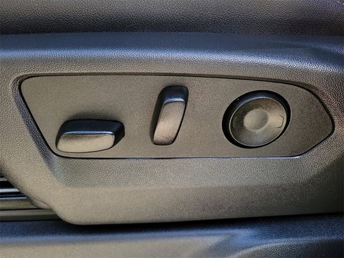 Used 2025 GMC Sierra 2500 AT4 w/ AT4 Premium Plus Package image 20