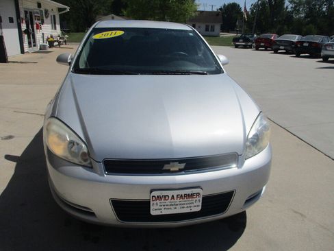 Used 2011 Chevrolet Impala LS FWD image 19