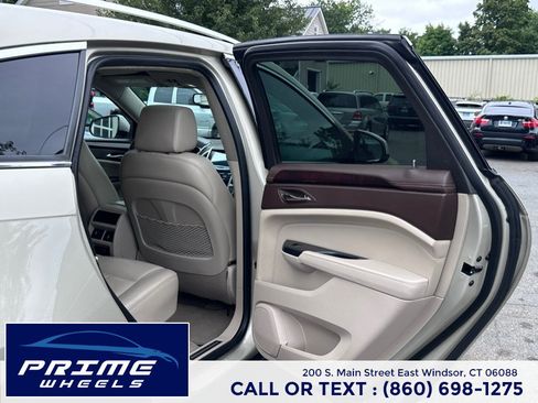 Used 2015 Cadillac SRX Luxury w/ Driver Awareness Package AWD/4WD image 14