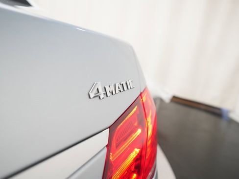 Used 2015 Mercedes-Benz E 350 4MATIC Sedan image 34